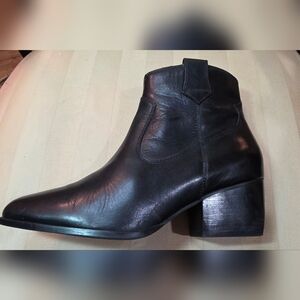 SEYCHELLES BLACK LEATHER UNDER THE STARS WESTERN BOOTIE BOOTS SIZE 8